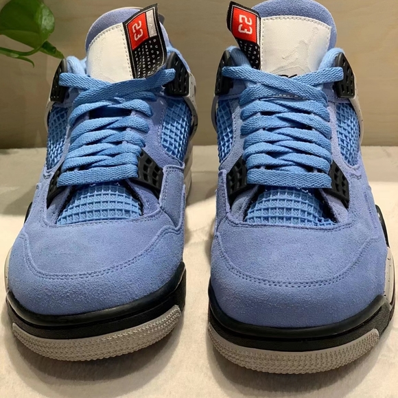 Jordan 4 Retro \